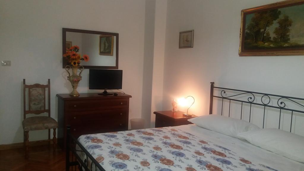 Amico Del Sole Bed and Breakfast Rom Eksteriør billede